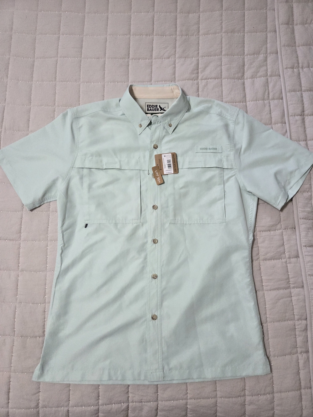 Eddie Bauer Men’s Short-Sleeve Button-Down Shirt in Light Mint